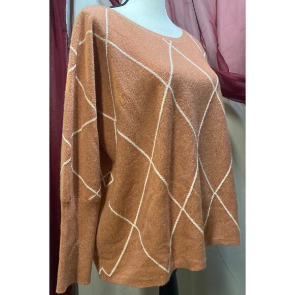 Garnet Hill Cashmere Cropped Sweater, size Medium - Picture 9 of 9